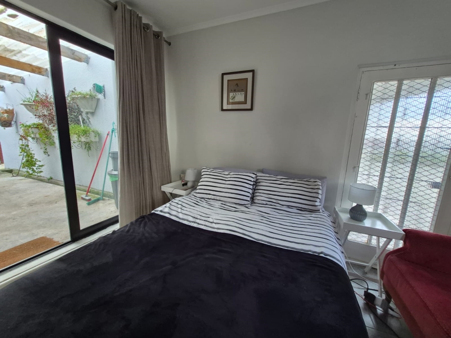 To Let 1 Bedroom Property for Rent in Kenilworth Western Cape